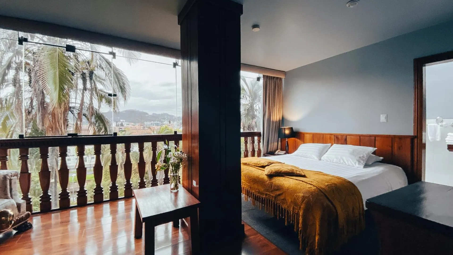 ****  Hotel Victoria Cuenca Ecuador
